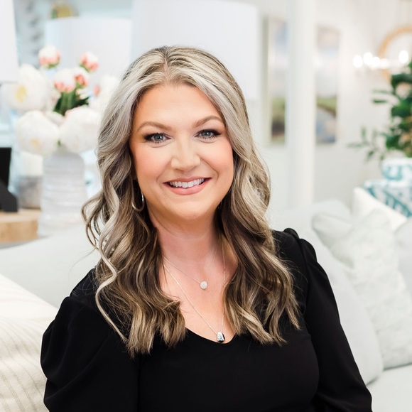 Meet your Posher, Jamie - Picture 1 of 1